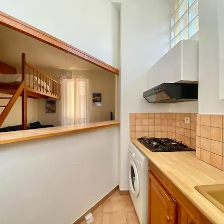 Апартаменты Rue Jeanne, Cosy, Proche Gare Ментона